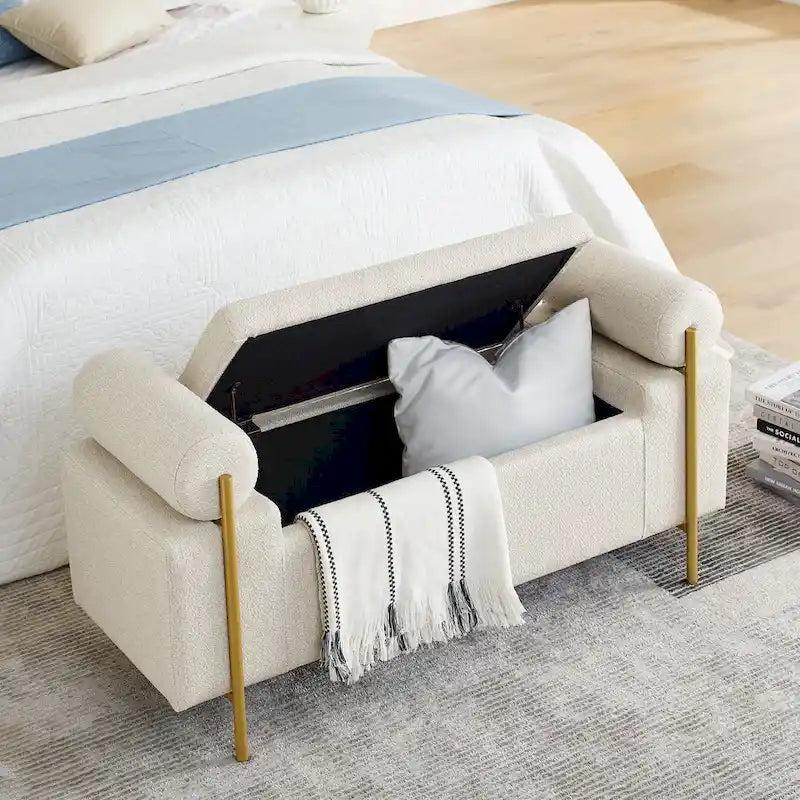 Banc de rangement Harper en lin avec accoudoirs cylindriques et pieds en métal doré