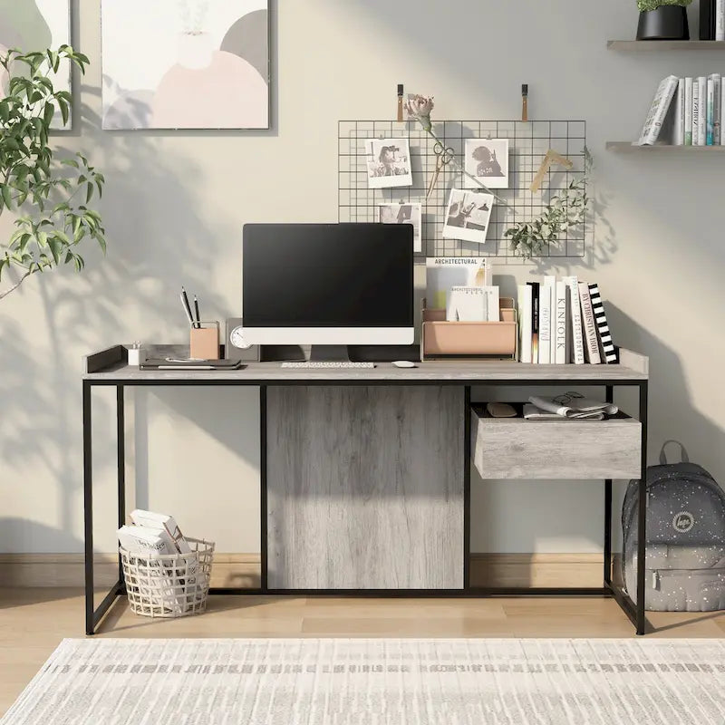 Bureau d'ordinateur Jaxon Industrial en acier de 63 pouces avec ports USB