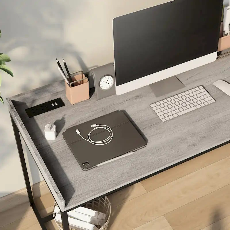 Bureau d'ordinateur Jaxon Industrial en acier de 63 pouces avec ports USB