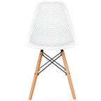Chaise creuse moderne en plastique avec pieds en bois
