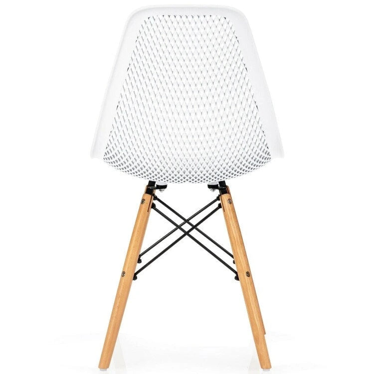 Chaise creuse moderne en plastique avec pieds en bois