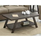 Table basse contemporaine en bois avec étagère
