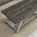 Table basse contemporaine en bois avec étagère