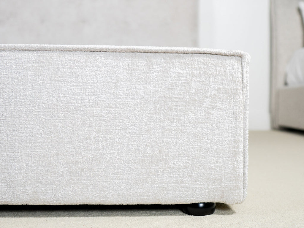 Cotton Upholstered Storage Bed with Lift-Up Compartment for Bedroom